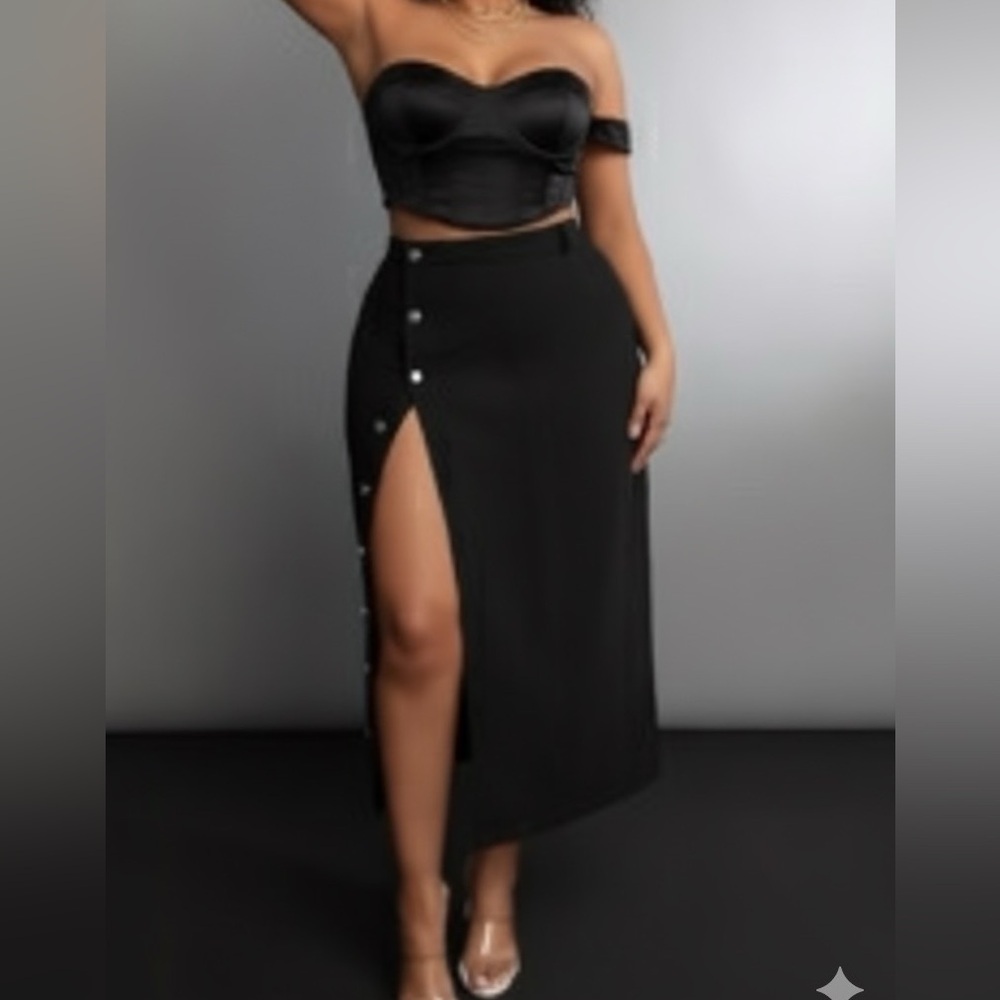 SHEIN Black Maxi See Denim Skirt with Buttons